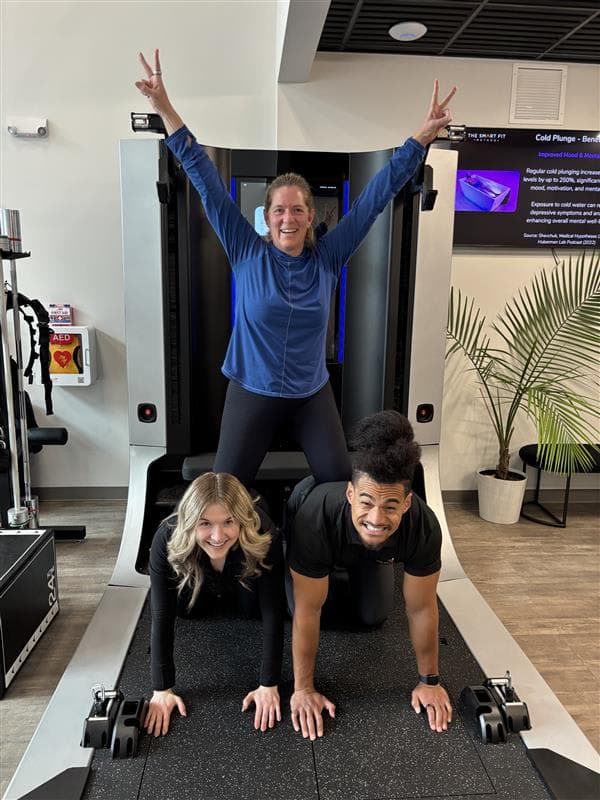 Down 17 lbs, stronger than ever, and hiking pain-free — Michelle’s Smart Fit Method transformation.